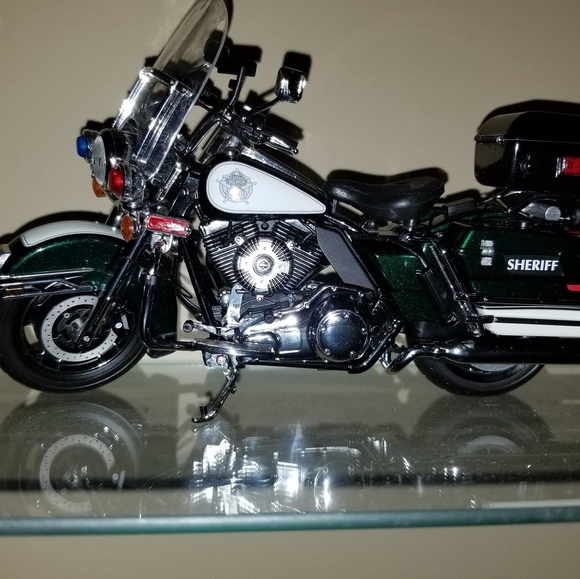 Meet your Posher, Jeffrey - Picture 1 of 1